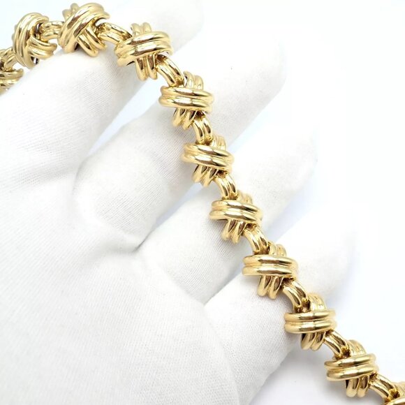 Vintage! Tiffany & Co. 18k Yellow Gold Large X Classic Signature Necklace - Picture 3 of 12